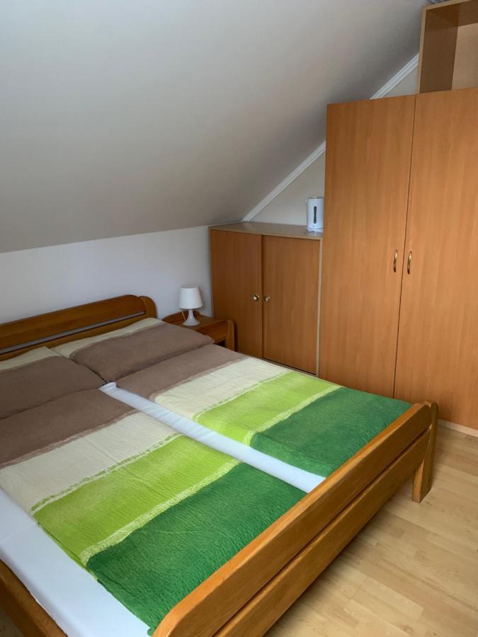 Fenyves Family Rooms And Bungalows Hajdúszoboszló Esterno foto
